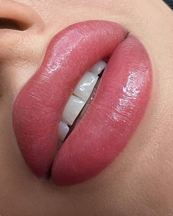 Permanent lip makeup